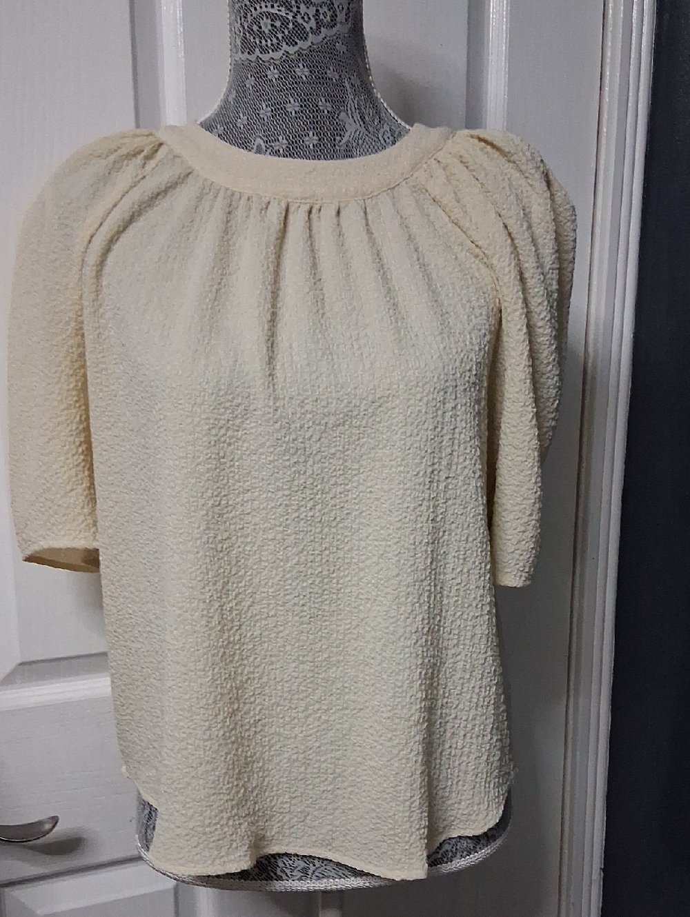 Calvin Klein Cream Textured Puff Sleeve Blouse